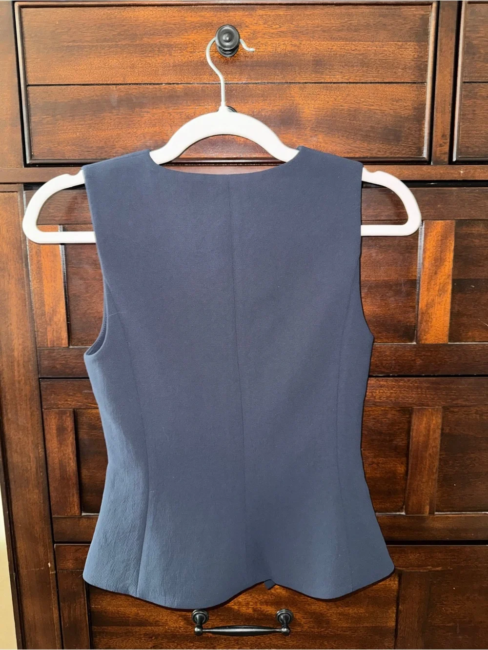 Aritzia The Effortless Pant Crepette & Regal Vest Crepette - Picture 2 of 4
